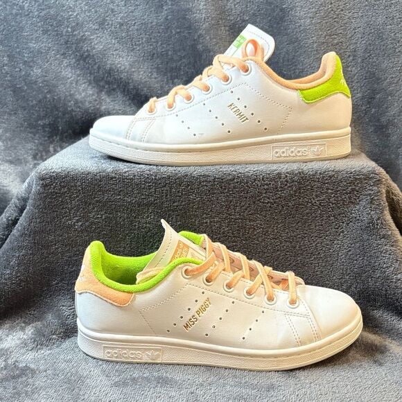 Adidas Stan Smith White Sneakers with Peach and Lime Accents - Picture 4 of 13